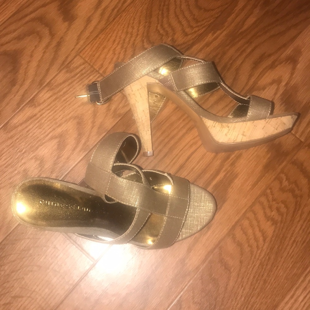 prelived platform heels